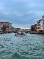 Le grand canal en vapoertto