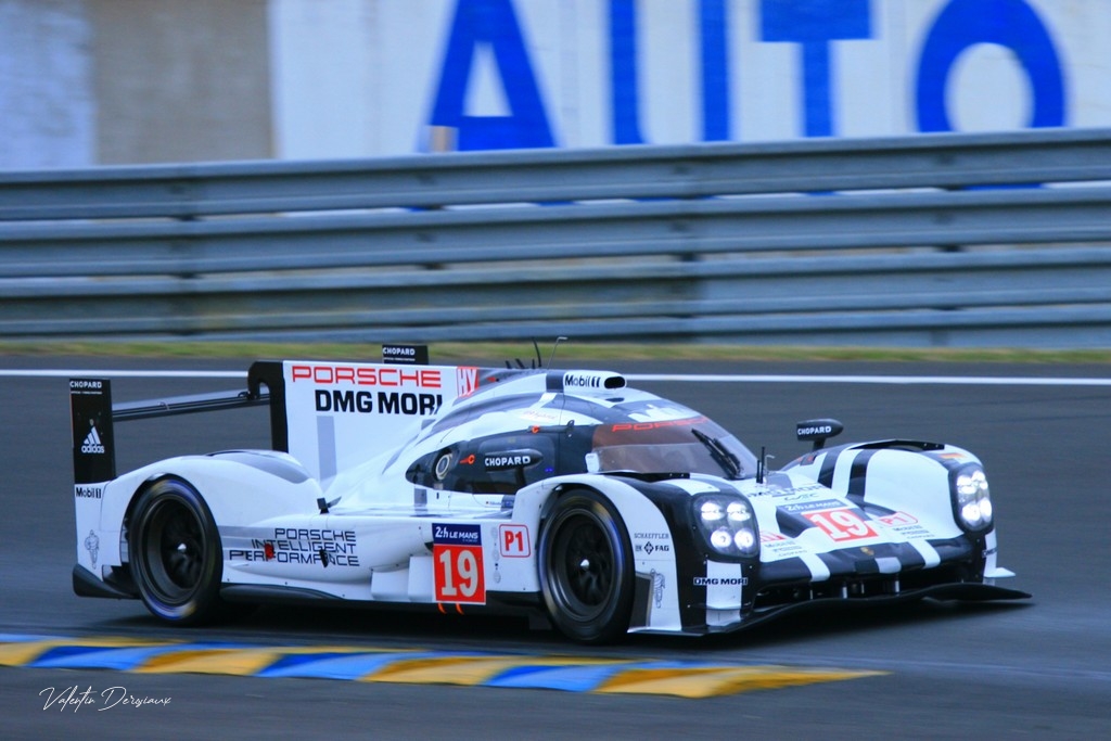 N°19 - PORSCHE TEAM - LMP1