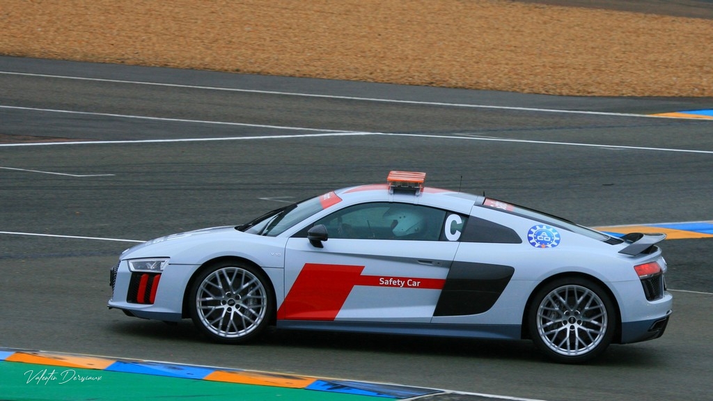 Safety car